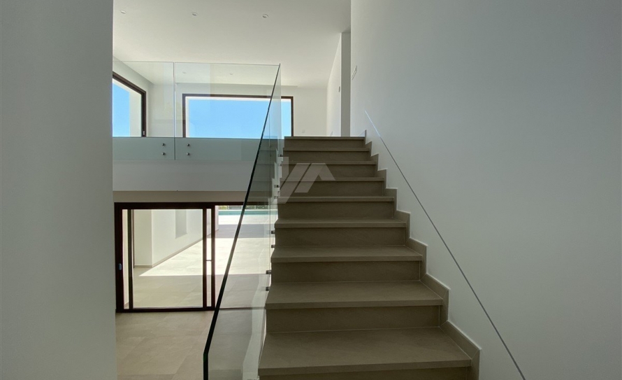 modern-luxury-villa-sale-moraira25