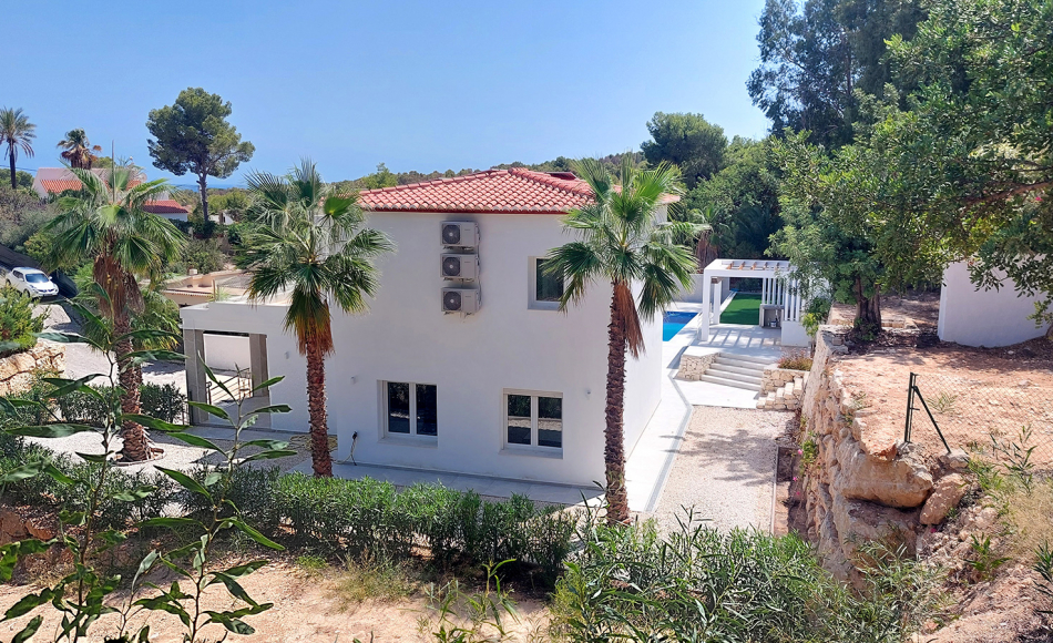 moraira-villa-pool-for-sale4