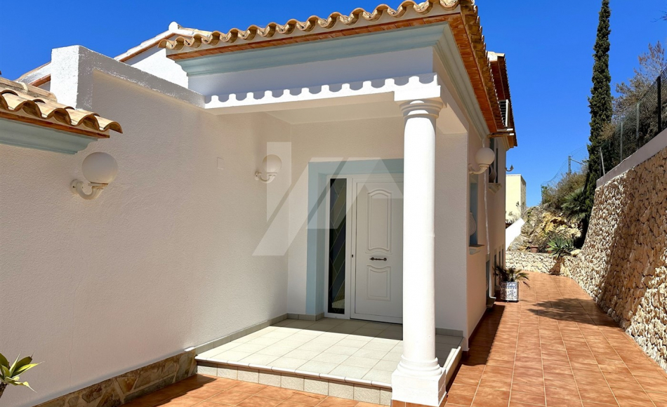 BP3395-Villa-for-sale-Moraira-Alicante-Spain-42
