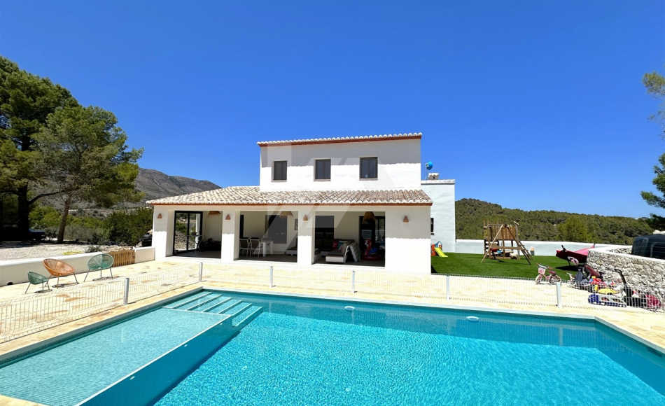 BP3430-finca-for-sale-Benissa-Alicante-Spain-37