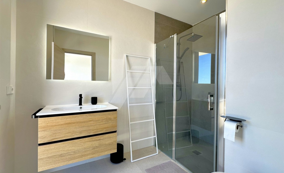 BP3437-villa-for-sale-Moraira-Alicante-Spain-35