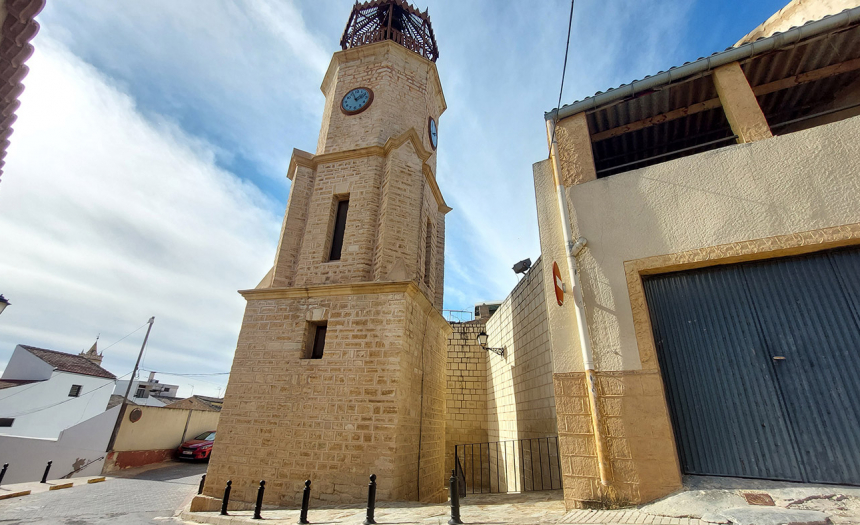 pinoso-casa-reformada-venta23