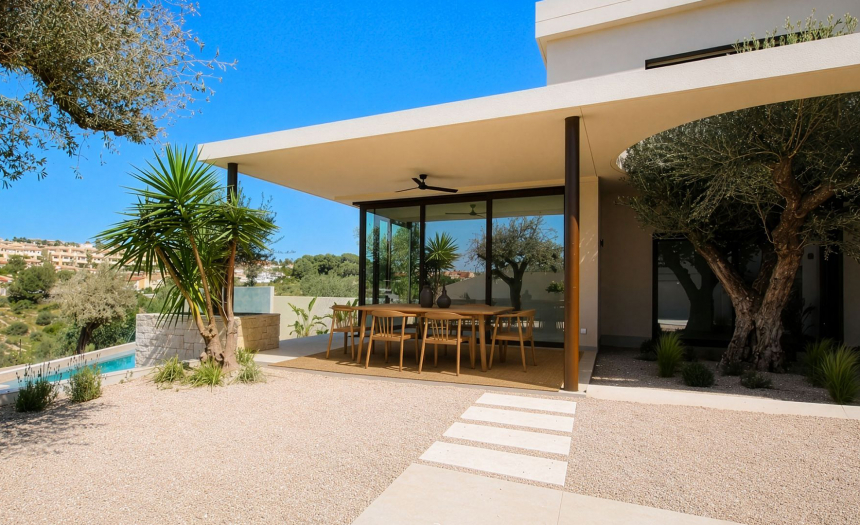 chalet-villa-la-marina-for-sale5