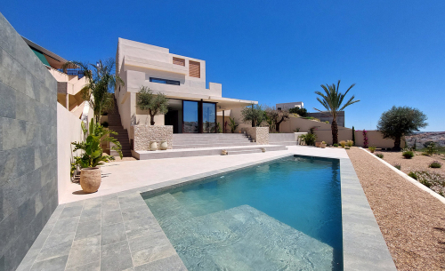 luxury-villa-la-marina-spain-for-sale-pool2