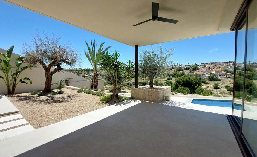 luxury-villa-la-marina-spain-for-sale-pool8