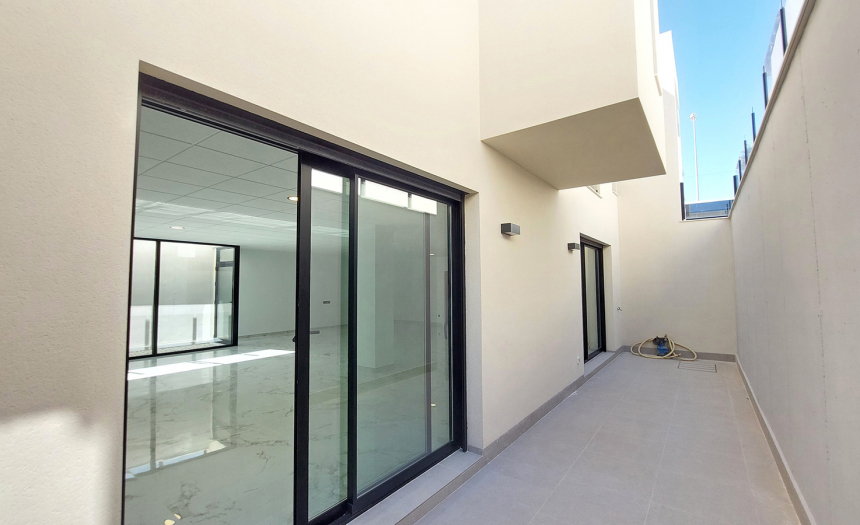 modern-detached-villa-ciudad-quesada-key-ready32