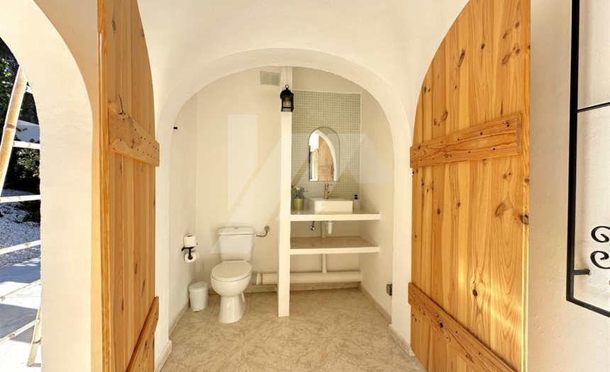 property-villa-for-sale-moraira-mediterranean (22)