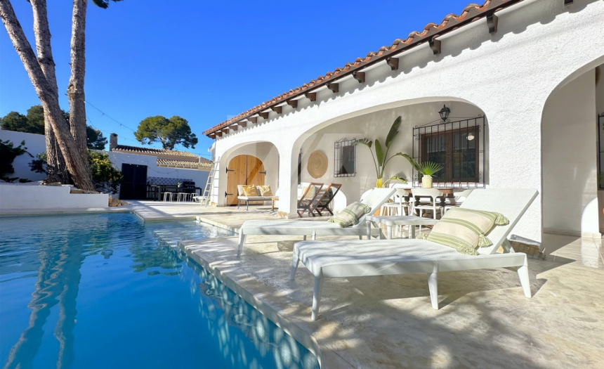 property-villa-for-sale-moraira-mediterranean (31)