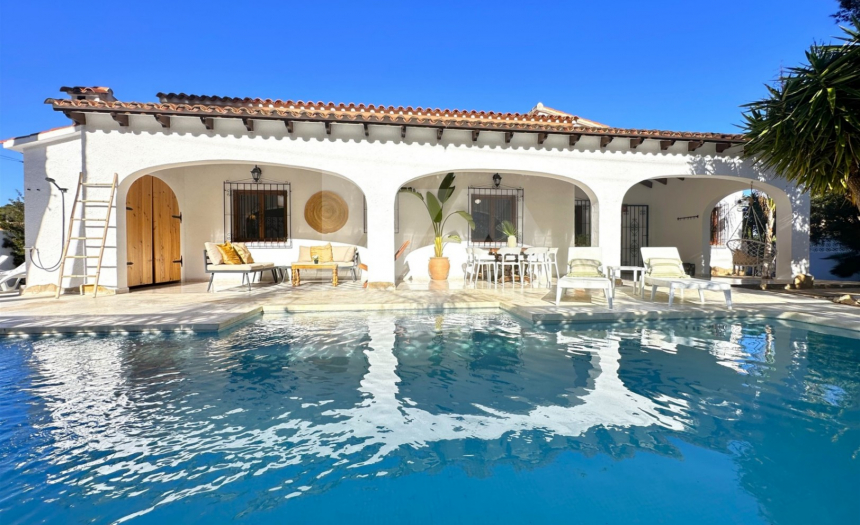 property-villa-for-sale-moraira-mediterranean (33)