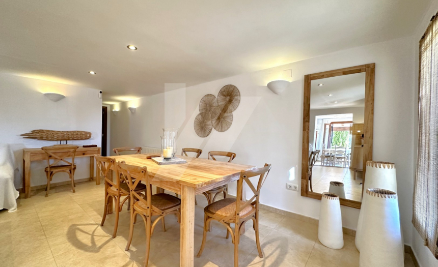 villa-for-sale-cumbre-del-sol-benitachell (31)