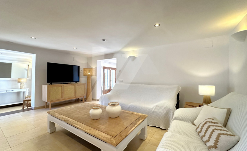 villa-for-sale-cumbre-del-sol-benitachell (32)