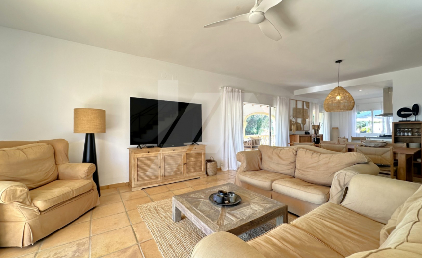 villa-for-sale-cumbre-del-sol-benitachell (54)