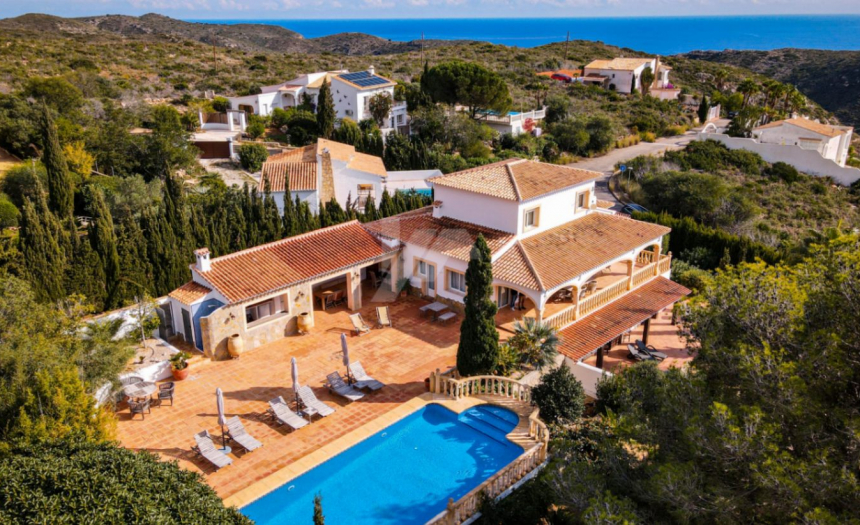 villa-for-sale-cumbre-del-sol-benitachell (63)