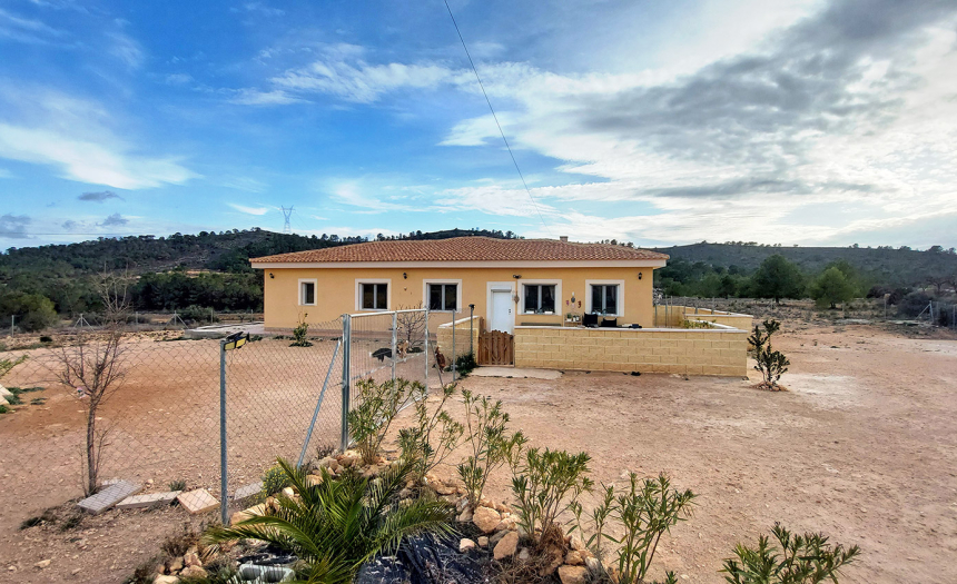 la-canalosa-hondon-chalet-piscina-venta12