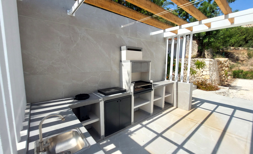 moraira-villa-pool-for-sale10